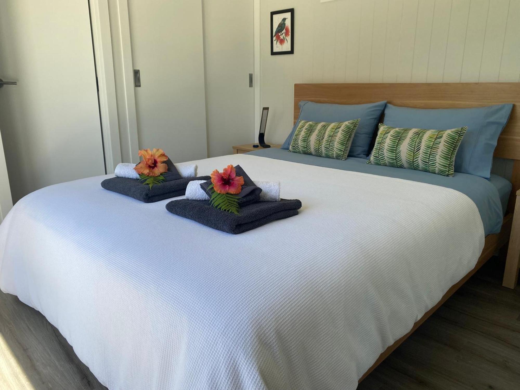 Te Henga Hideaway Villa Bethells Beach Exterior photo